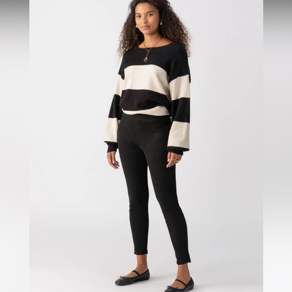 Sanctuary Pants - NWT Sanctuary /
FAUX SUEDE RUNWAY HIGH RISE LEGGING BLACK